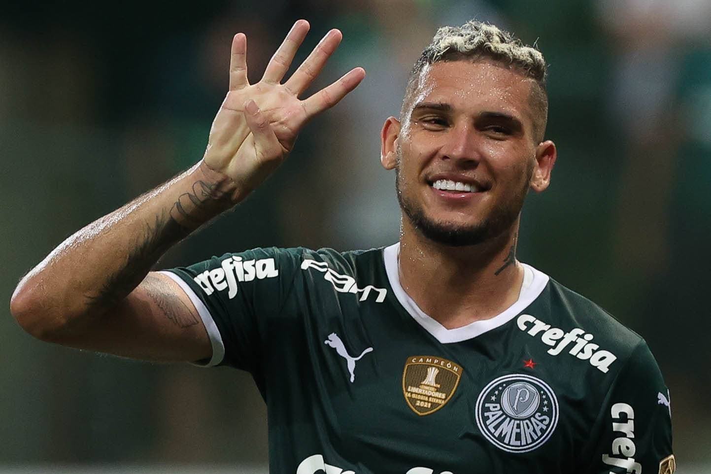 Palmeiras tenta primeira vitória no campeonato nacional