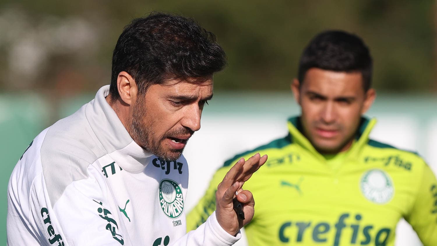 Palmeiras venceu, mas vestiário continua com clima quente