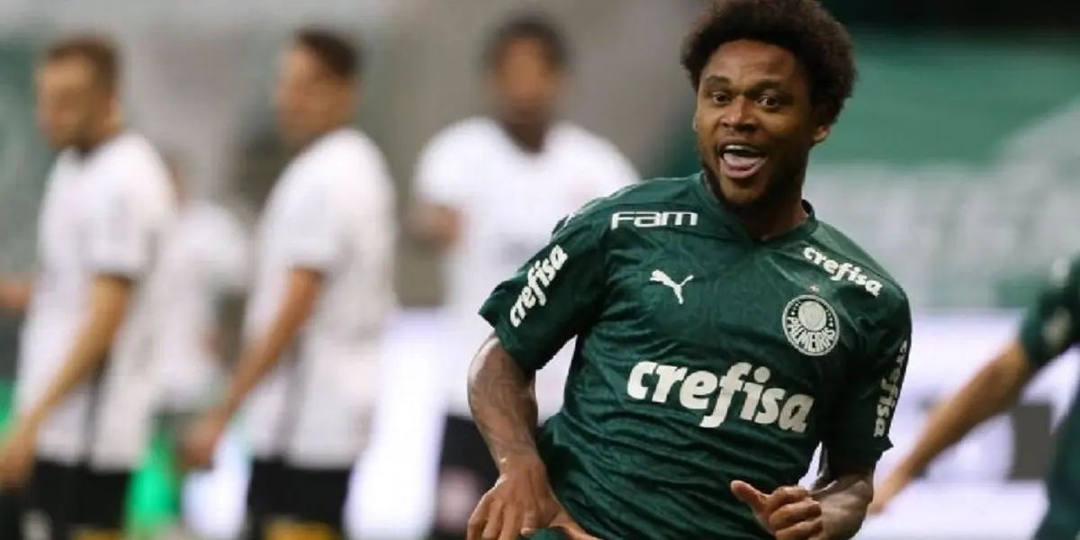 Patrocinadora do clube aproveita clássico para provocar o rival