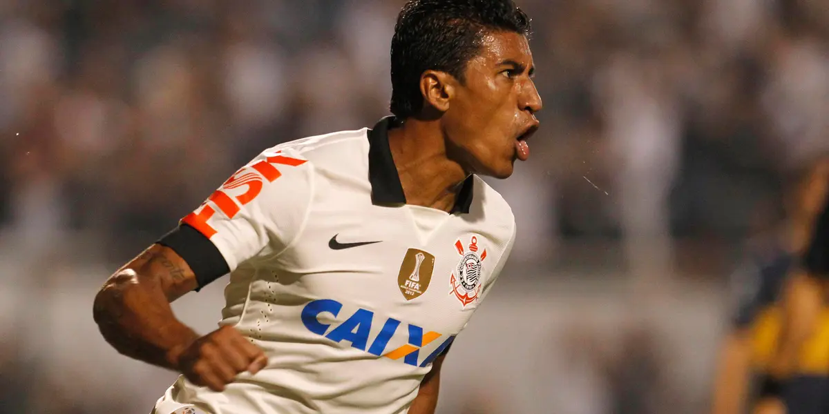 Paulinho está sem clube e Corinthians não seria uma opção