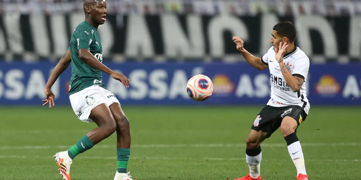 Pela primeira vez na história os dois rivais se enfrentam com dois treinadores estrangeiros