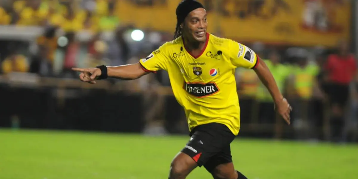 Pentacampeão mundial participou de jogo pelo Barcelona de Guayaquil em 2016