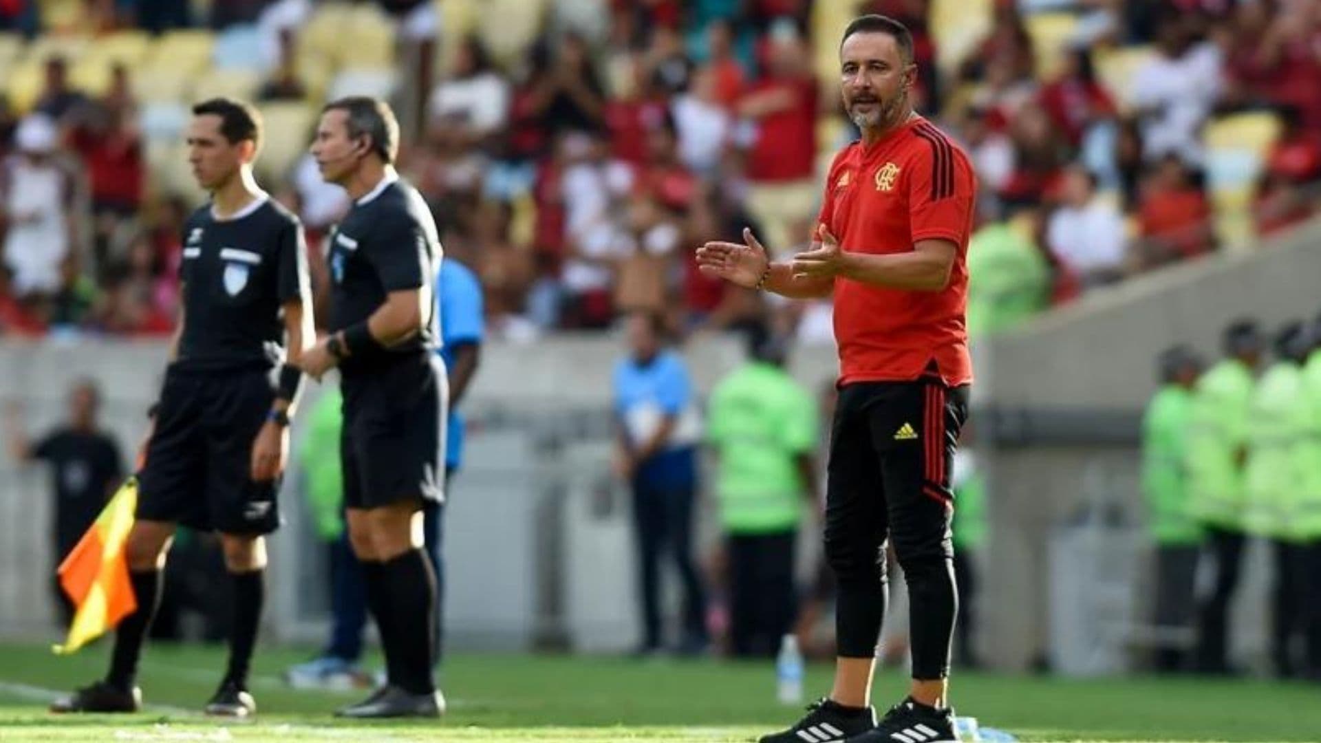 Português justificou suas mexidas nos últimos jogos do Campeonato Carioca