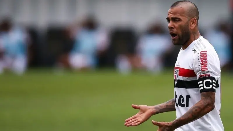 Postura do meia foi ácida após derrota