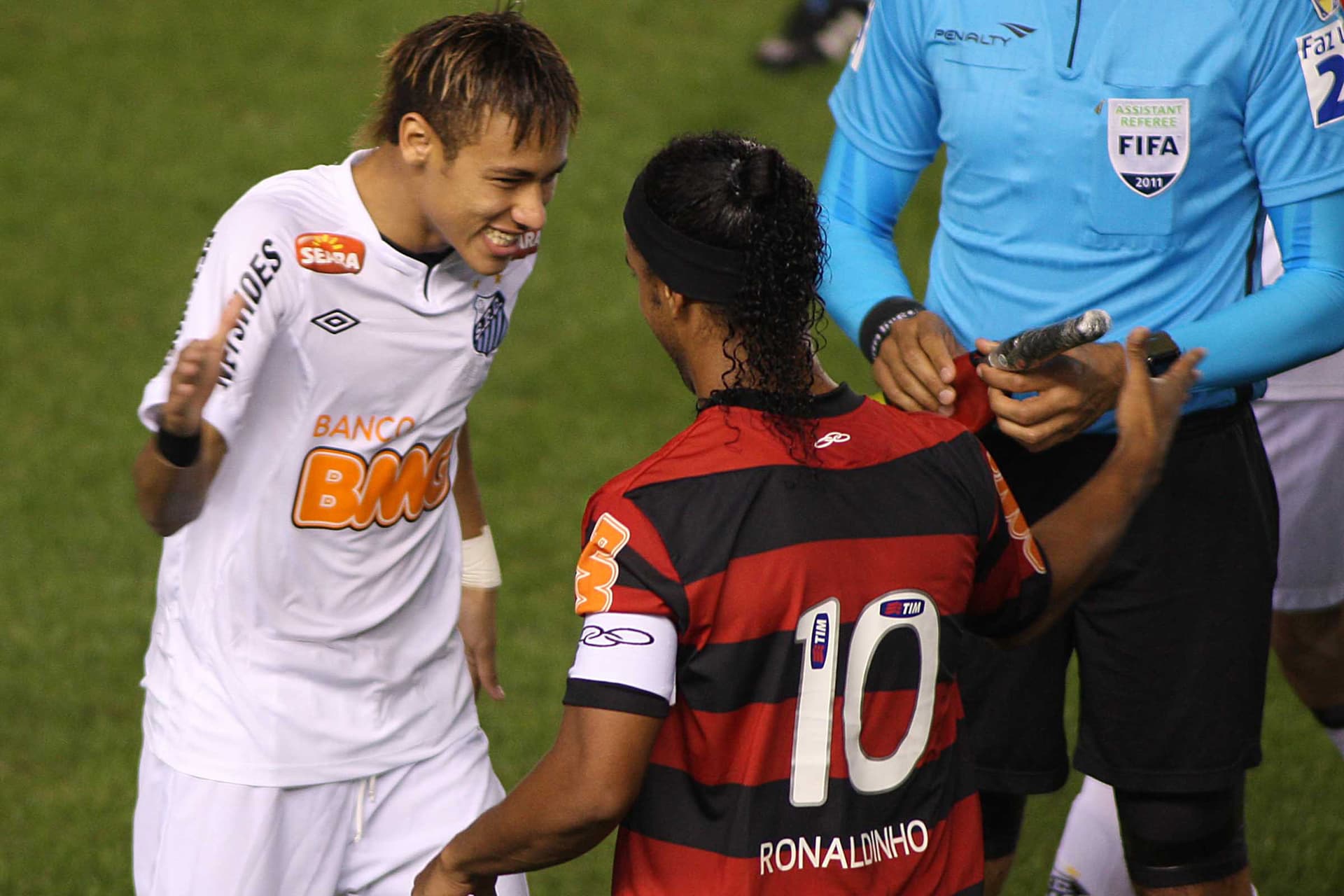 Presente do clube carioca pode fazer Neymar amolecer seu coração
