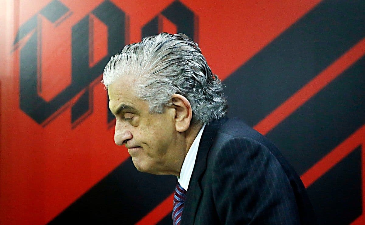 Presidente do Athletico exaltou sua administração