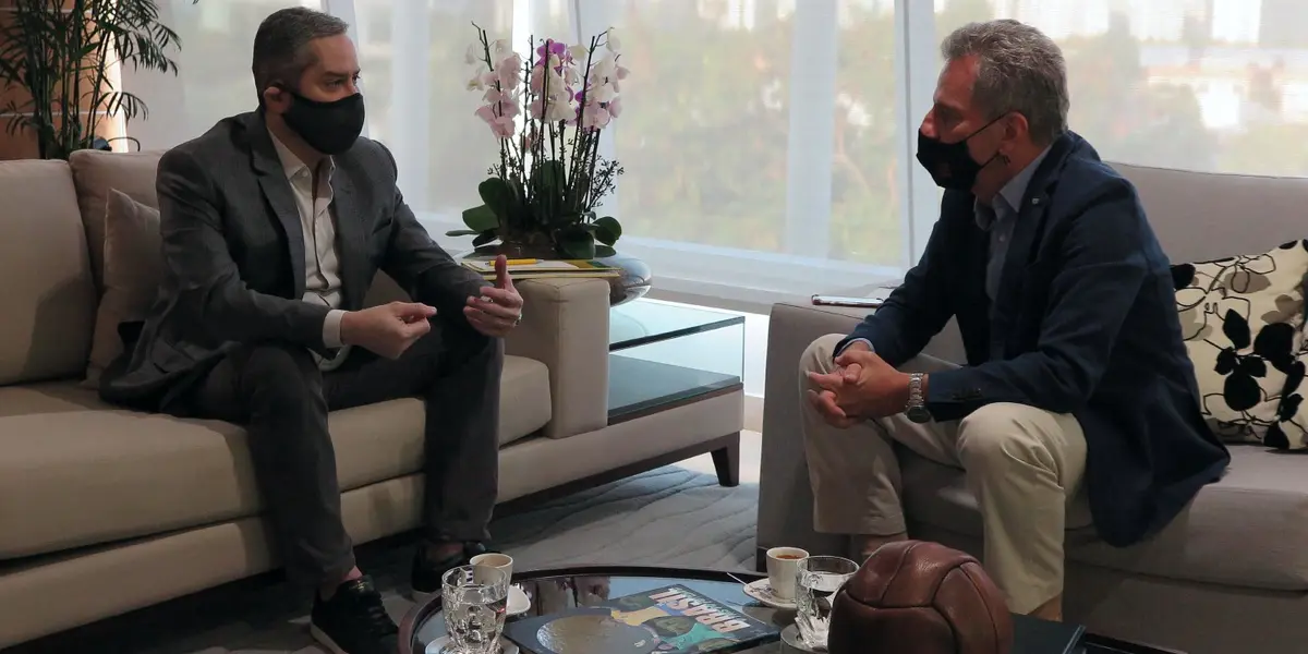 Presidente Rodolfo Landim deu entrevista coletiva no último final de semana que deicou situação ainda mais quente entre as partes