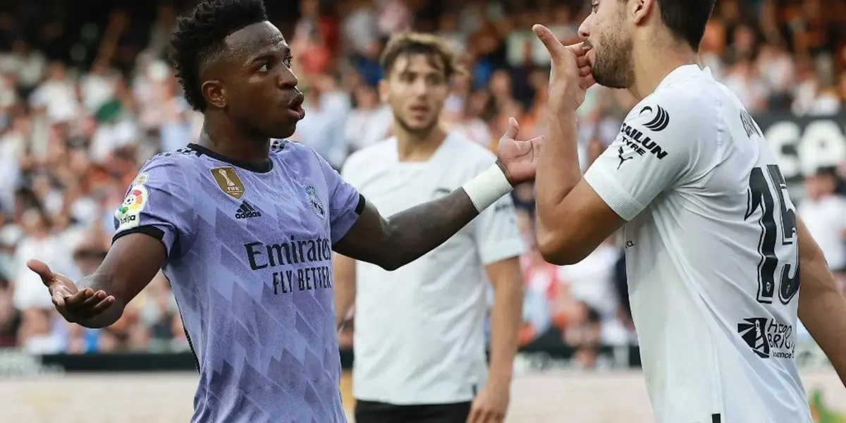 Puma, marca de roupas esportivas que patrocina a LaLiga, se solidarizou com Vinicius Junior, jogador do Real Madrid que tem sofrido racismo