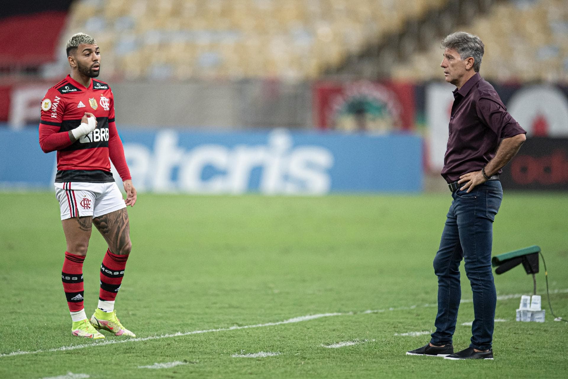 Quatro dias após ser eliminado da Copa do Brasil, Grêmio vence Flamengo pelo Brasileirão em pleno Estádio do Maracanã e Gabigol é humilhado