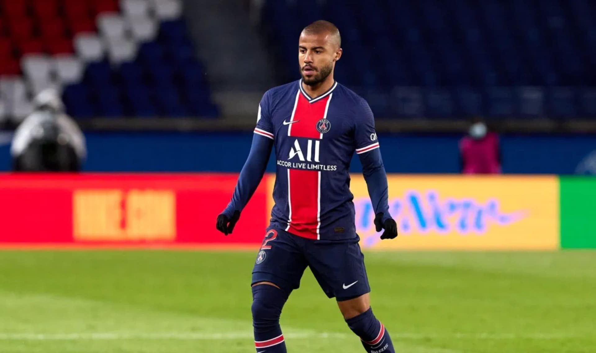 Rafinha Alcântara esta na mira do Flamengo para a janela do meio do ano