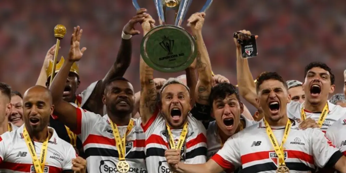 Rafinha do São Paulo decide se aposentar