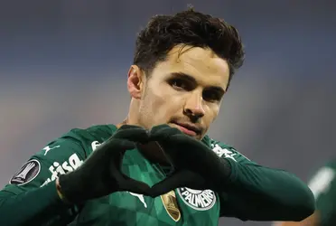 Raphael Veiga pode estar em seus últimos jogos pelo Palmeiras para partir aos Estados Unidos