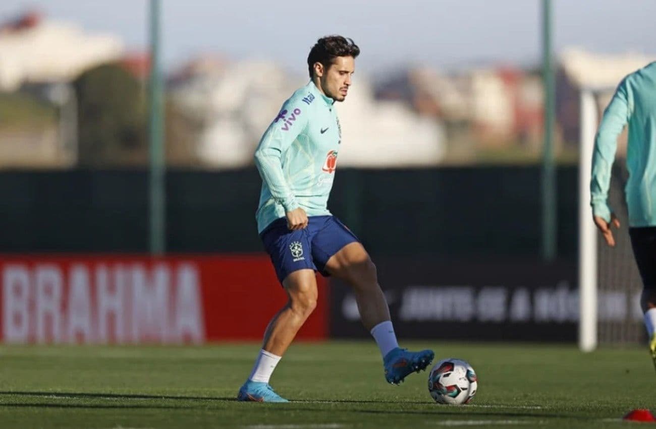 Raphael Veiga, um dos melhores jogadores do Brasil, finalmente estreou pela Seleção Brasileira