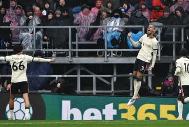 Reds tentam a aproximação ao 1º lugar