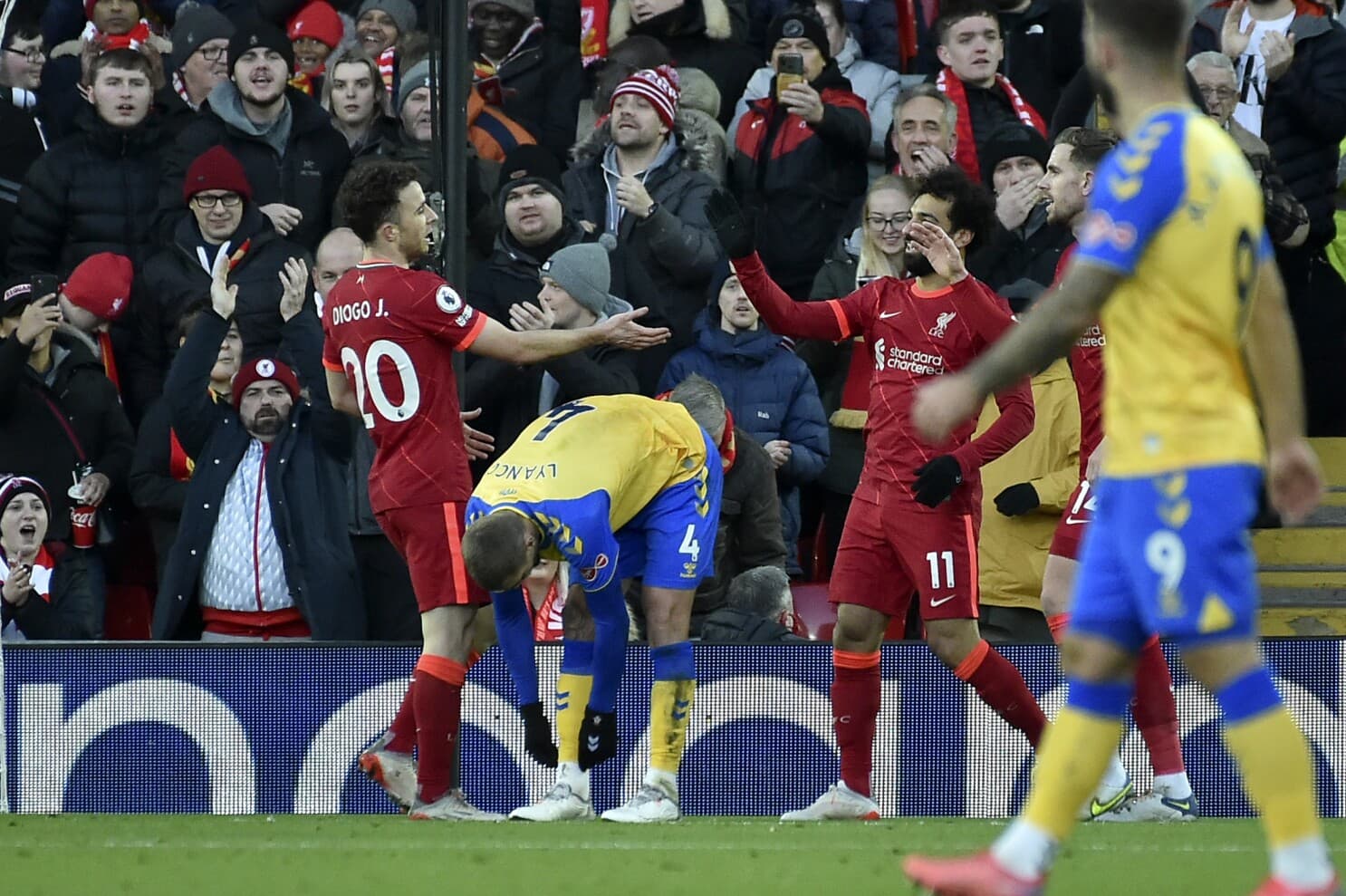 Reds tentam levar a briga pelo título para a última rodada