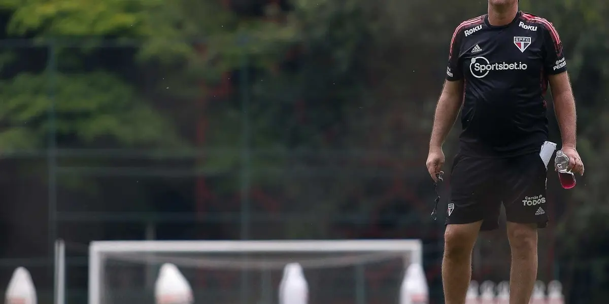 Reestreia de Rogério Ceni pelo São Paulo tem lembrança indesejada por declarações de amor ao Flamengo