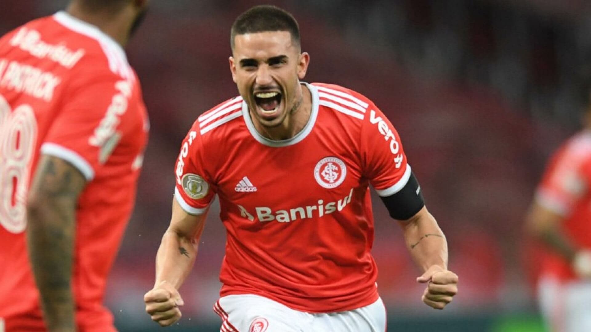 Relação de Thiago Galhardo com o Internacional está no fim e futebol espanhol deve ser o seu destino