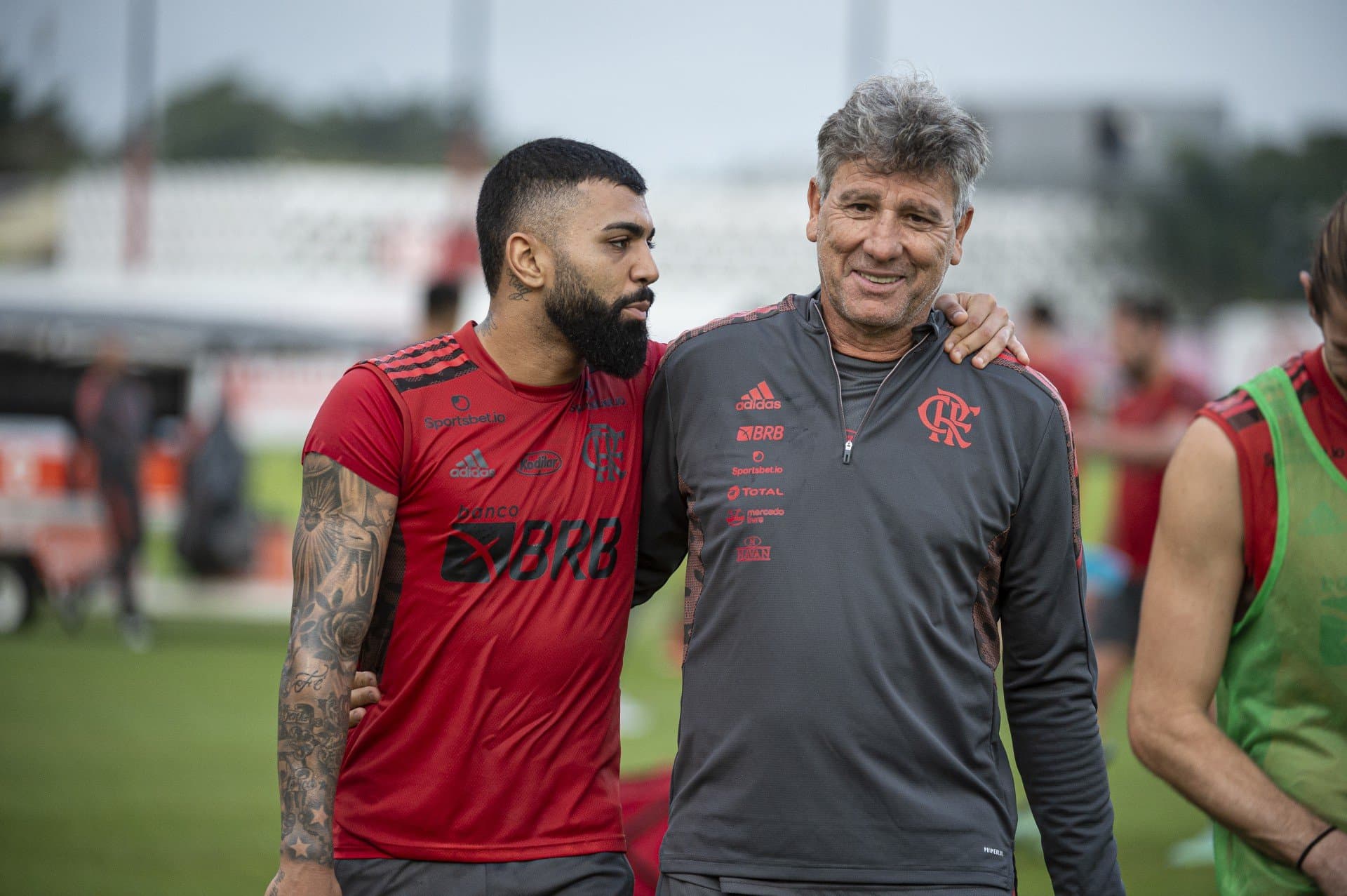 Renato Portaluppi falou pela primeira vez sobre expulsão de Gabriel Barbosa e não perdoou atacante