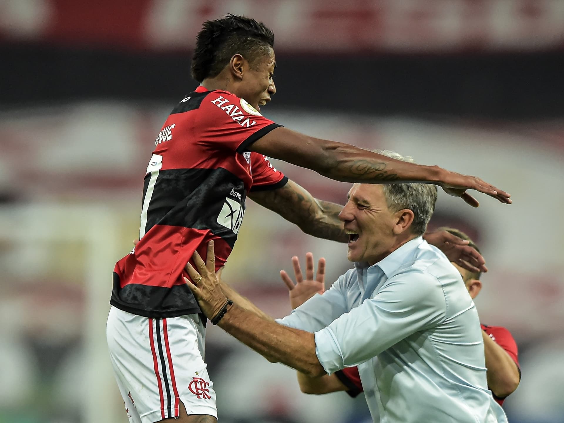 Renato Portaluppi faz revelação que deixa torcedores preocupados com reta final de temporada que pode ser a melhor de sua história
