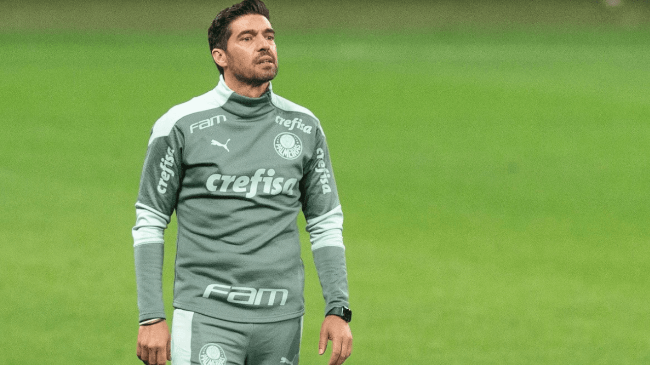 Renegado por Abel Ferreira, jogador sofre durante treino e acaba dando dor de cabeça ao clube