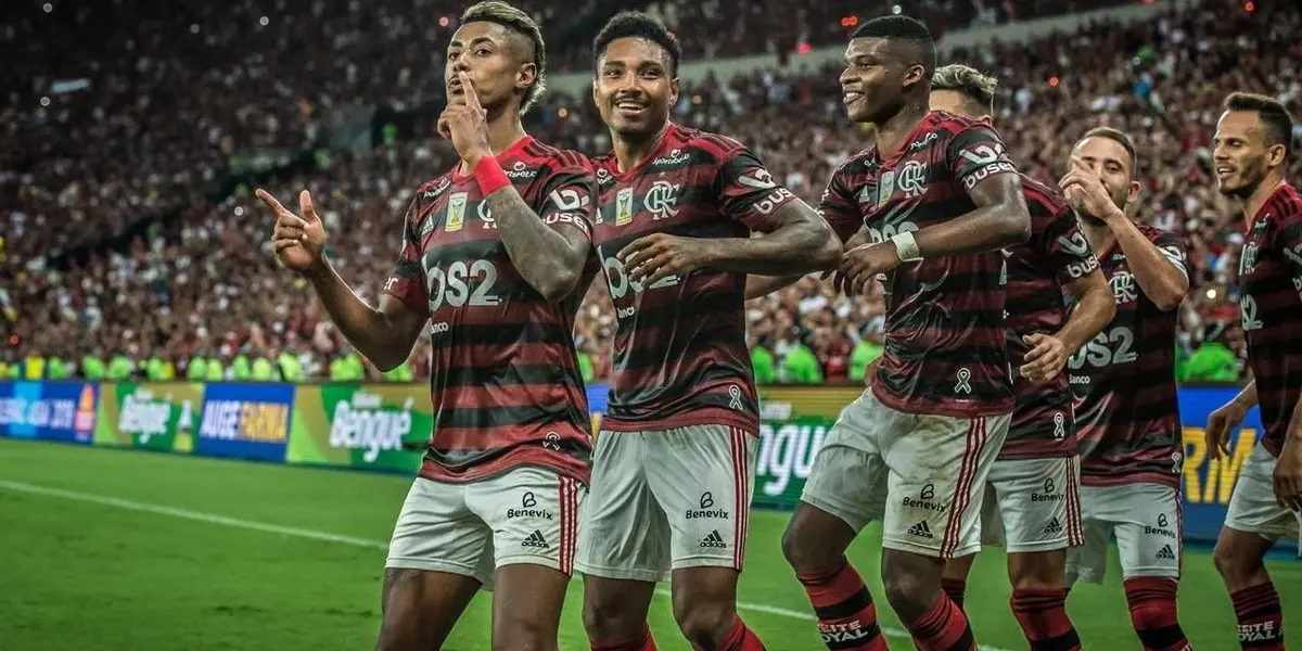 Reta final de temporada pode marcar a queda de um ídolo no Mengão