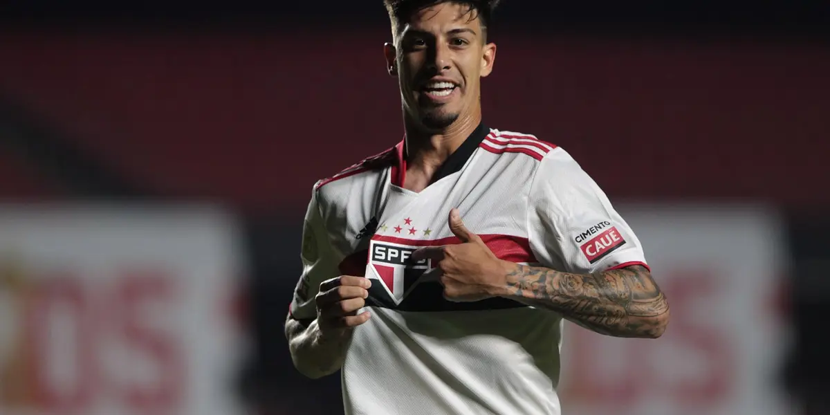 Rigoni está classificando o São Paulo para as quartas de final da Libertadores