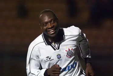 Rincón brilhou no Corinthians entre 1997 e 2000