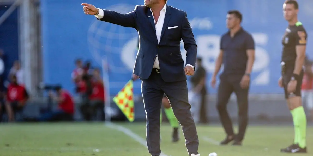 Rodrigo Caetano, diretor do clube brasileiro, garantiu que não pensa em procurar um substituto para o técnico argentino, embora a equipe não esteja passando por uma boa campanha