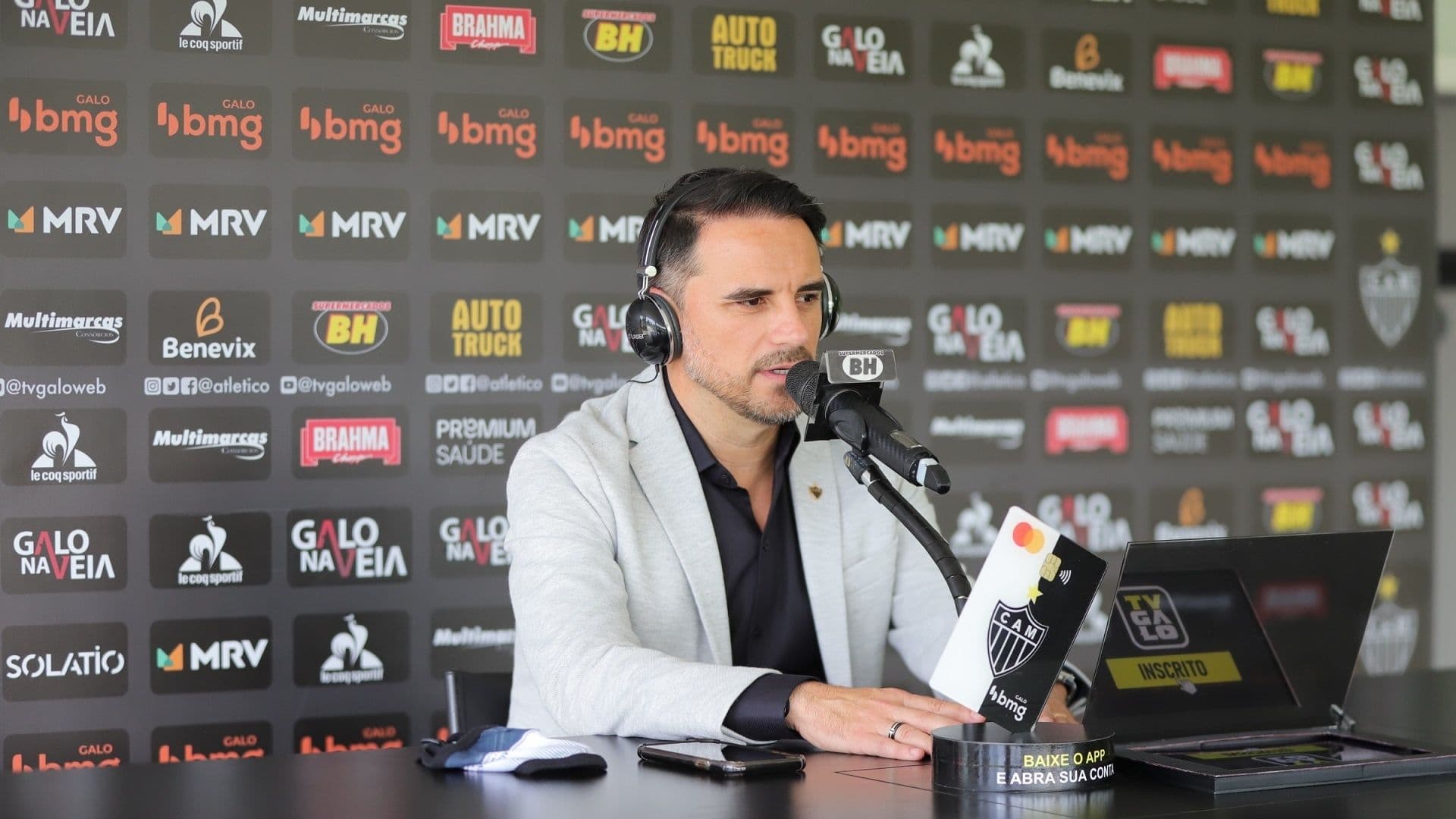 Rodrigo Caetano ironizou situação vivida pelo Flamengo
