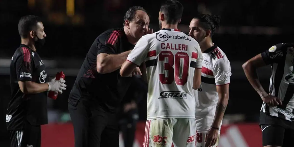 Rogério Ceni conhece a fúria dos torcedores do São Paulo após humilhação contra o Flamengo e risco de demissão aumenta