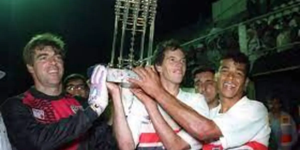 Ronaldão, ex-quarto-zagueiro de grandes clubes do futebol brasileiro como São Paulo, Flamengo, Santos e Ponte Preta, é hoje um empresário