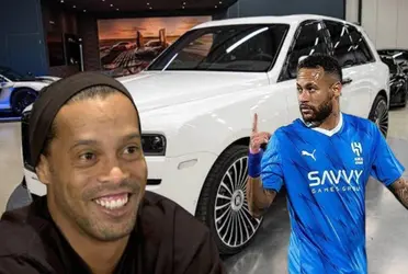Ronaldinho é apaixonado por carros assim como Neymar
