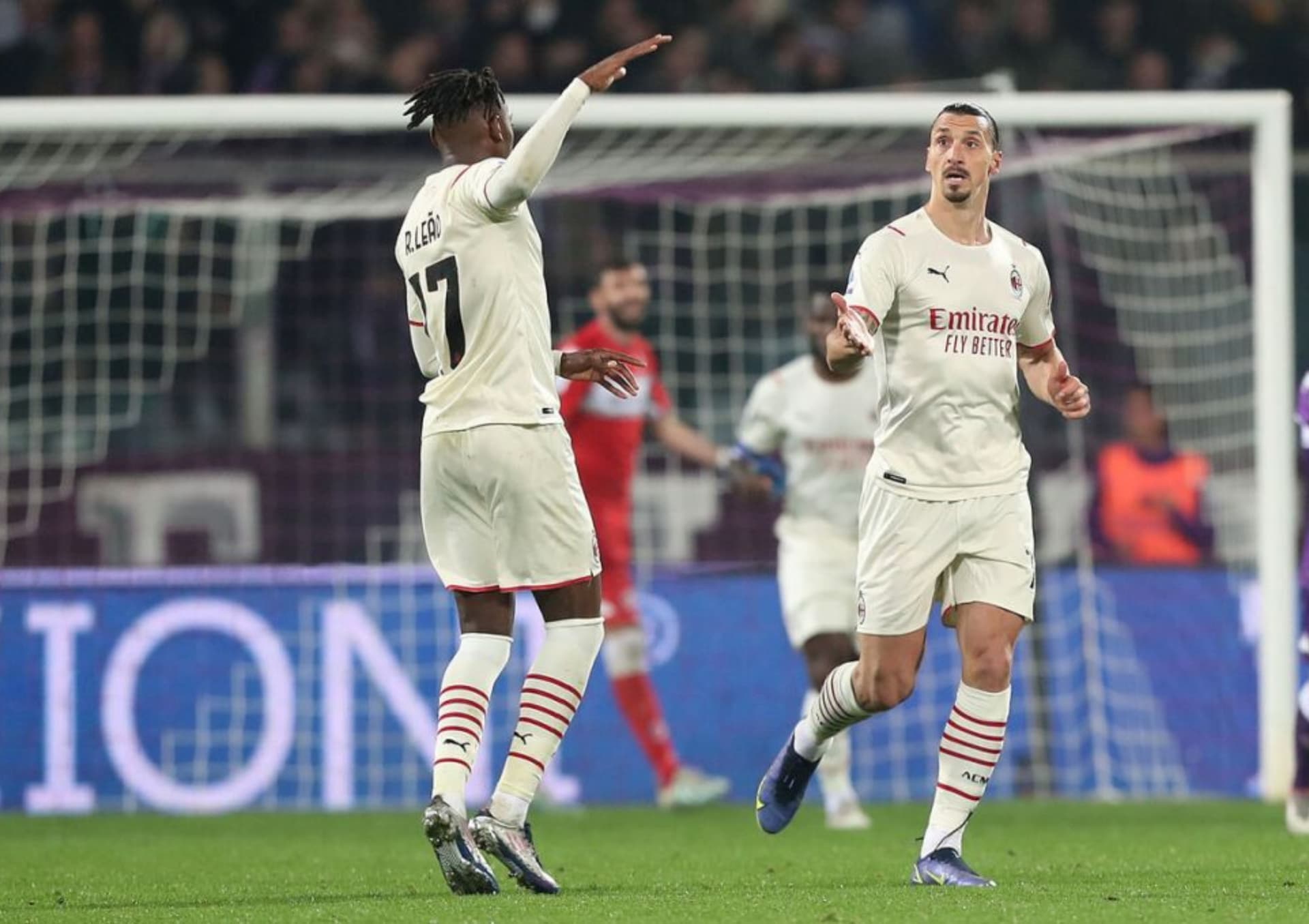 Rossonero tenta dar mais um passo rumo ao título