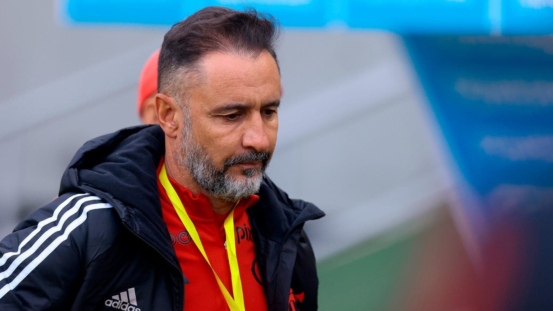 Rubro-Negro anunciou a saída de Vítor Pereira nesta terça-feira