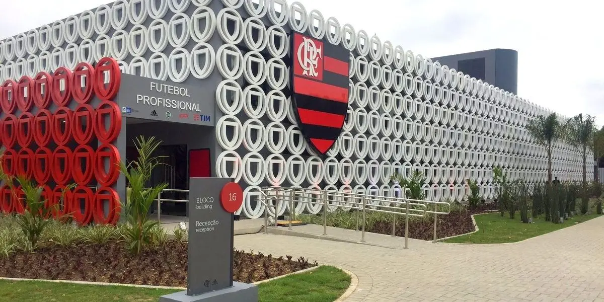 Rubro-negro cobra indenização de jogador