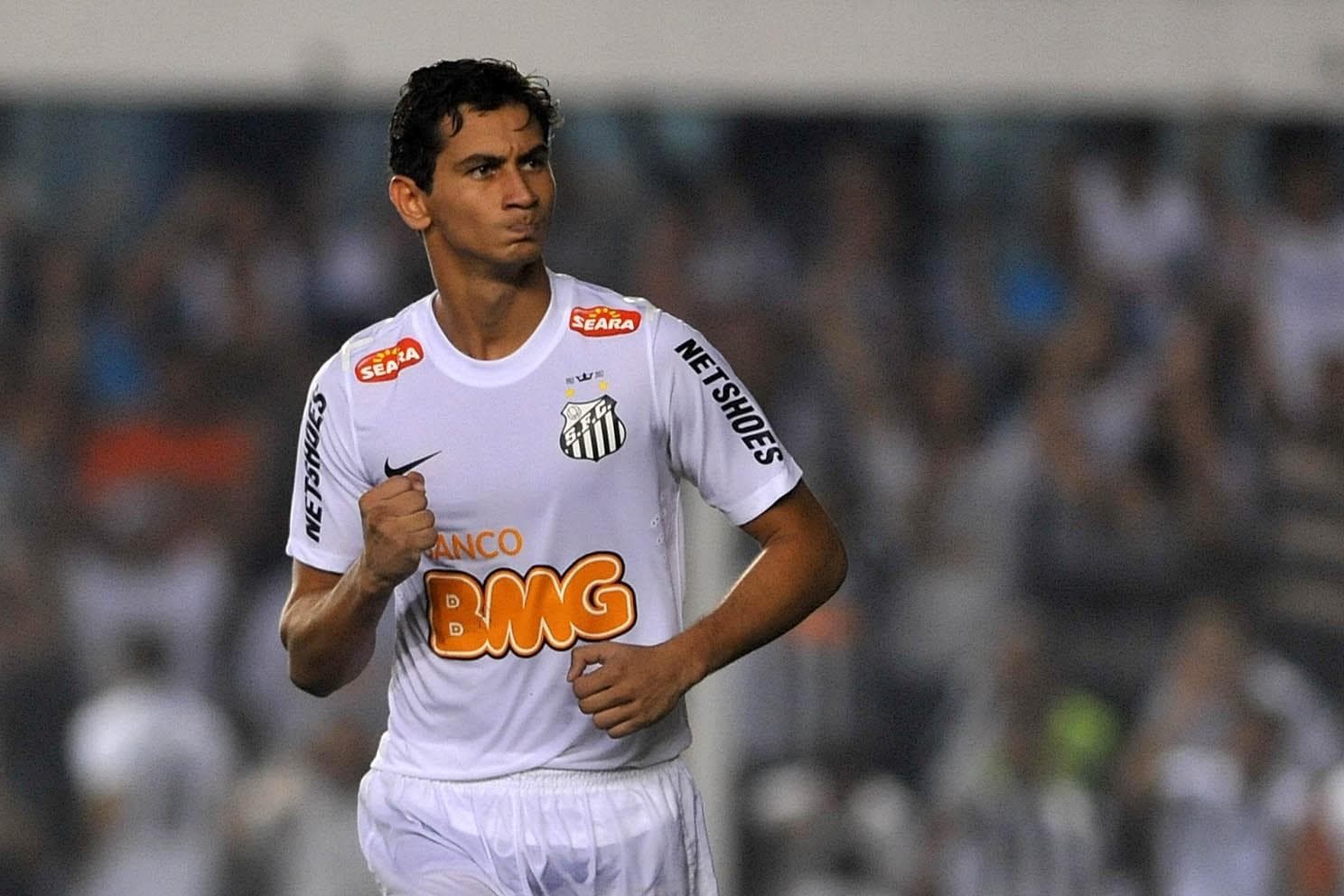 Santos ainda não desistiu de ter Ganso em 2021