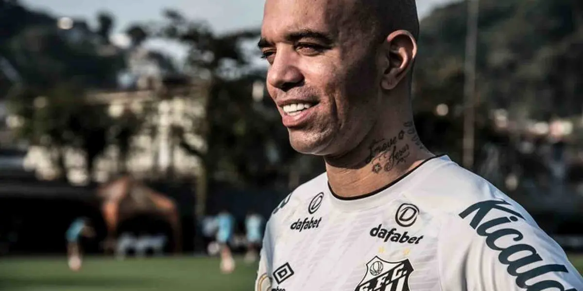 Santos foi eliminado da Copa do Brasil pelo Athletico-PR, mas quem mais sentiu foi Diego Tardelli em sua estreia pelo Peixe