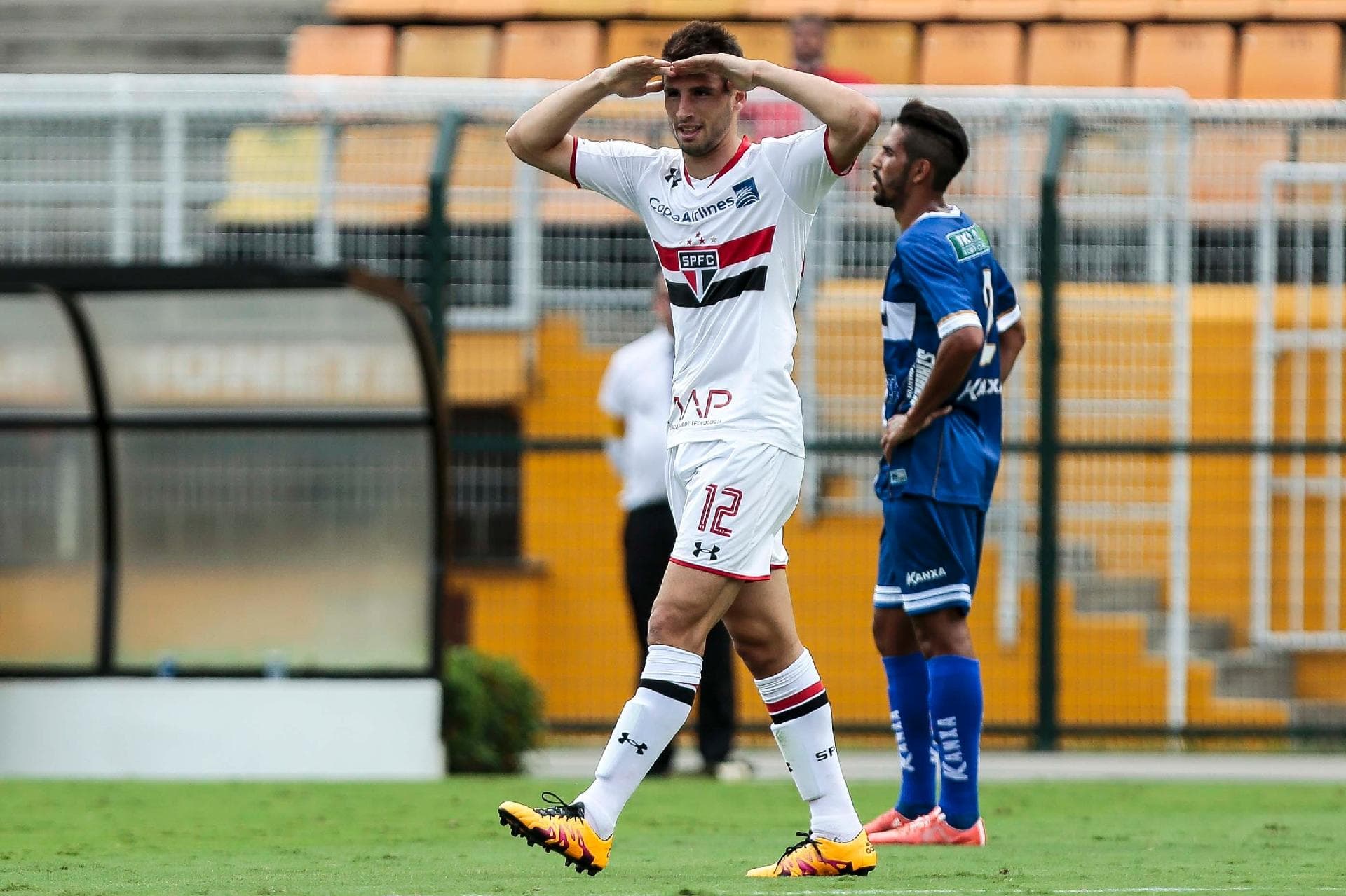 São Paulo aguarda a volta de Calleri