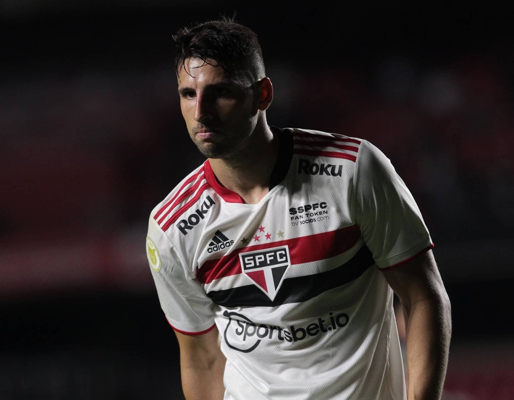 São Paulo é humilhado pelo Grêmio, quase dá adeus a Libertadores em 2022 continua com risco de queda para a Série B