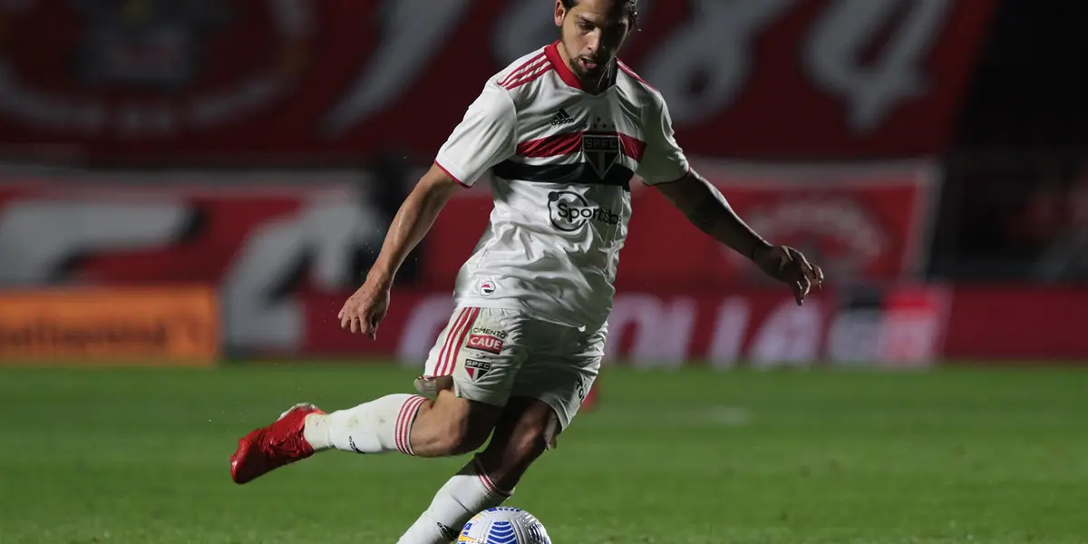 São Paulo escolheu seu lado na queda de braço entre os argentinos Hernán Crespo e Martín Benítez