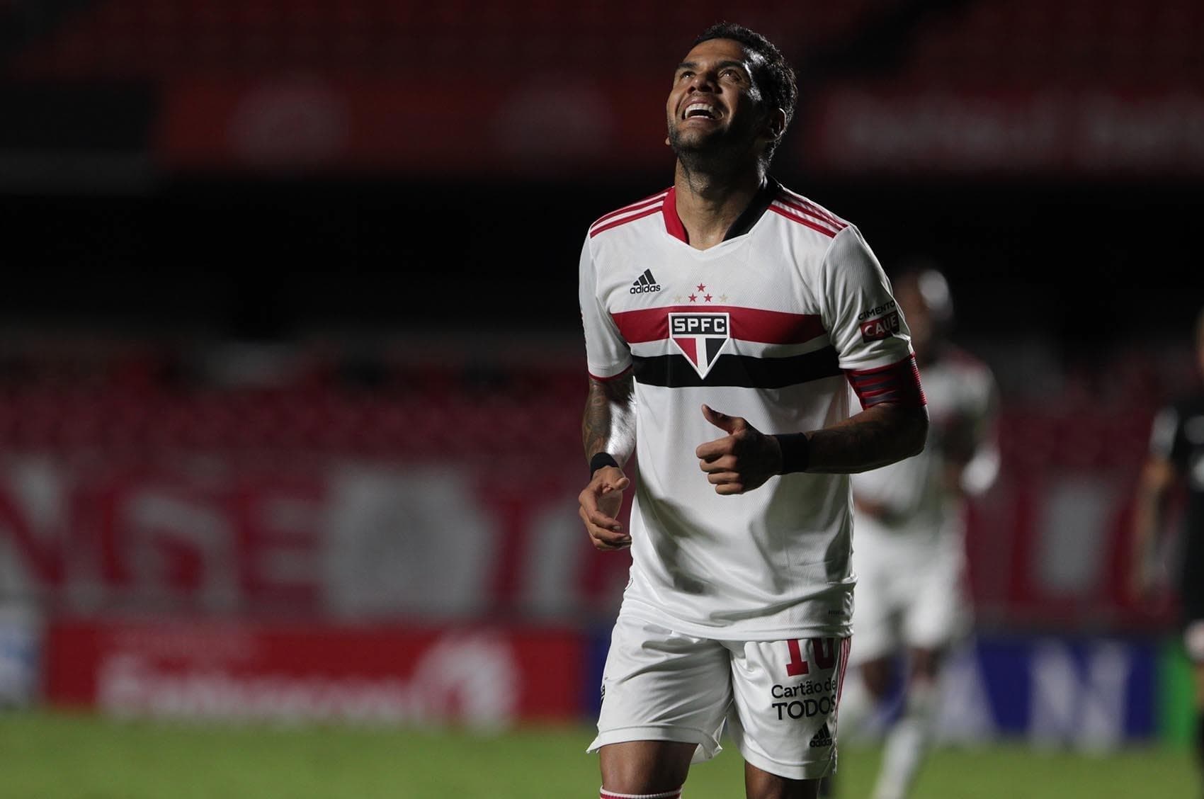 São Paulo não consegue vencer pelo Brasileirão e Dani Alves entra em ação