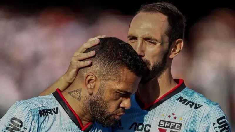 São Paulo perdeu a liderança do Brasileirão depois de oito rodadas