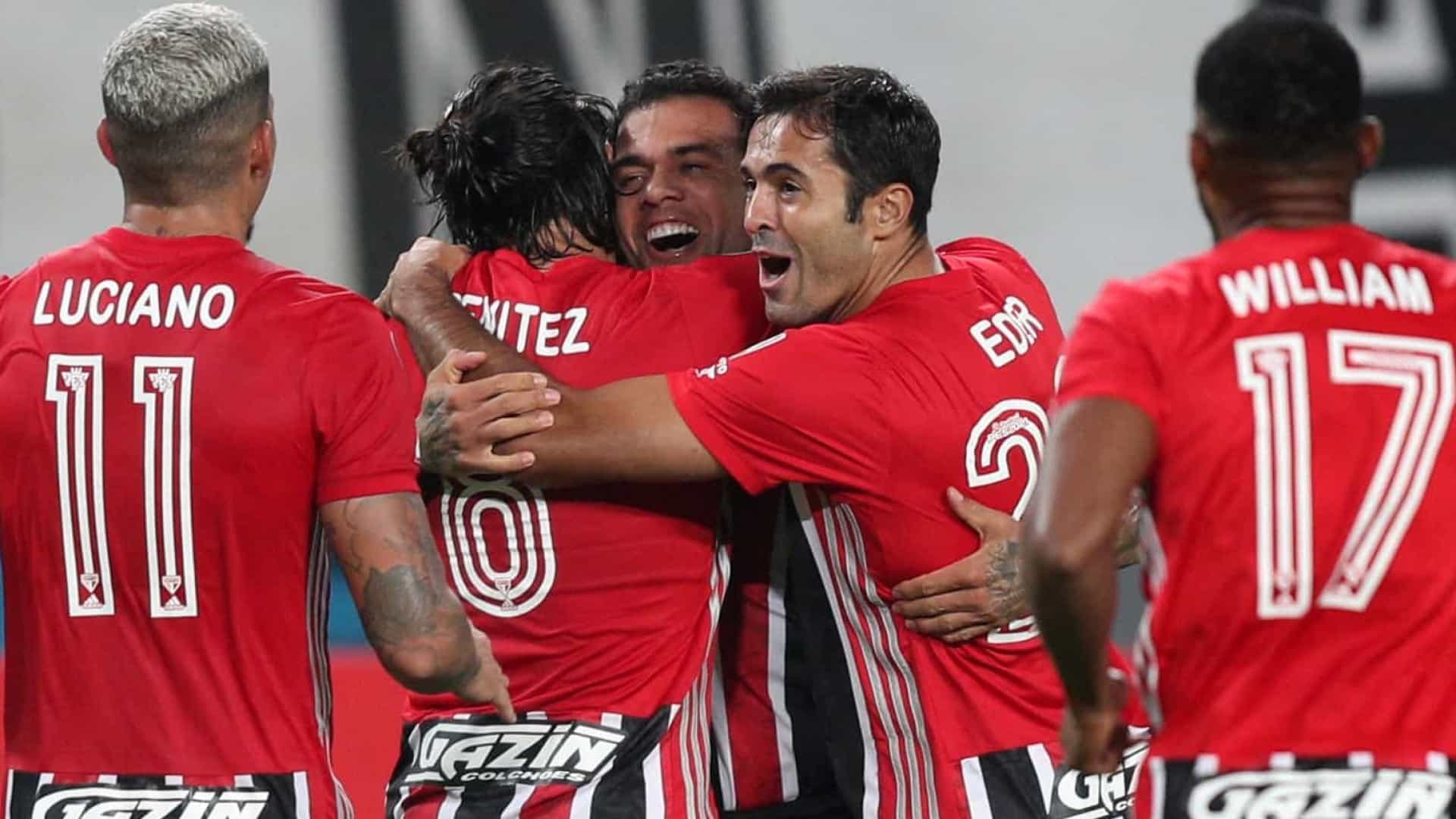 São Paulo rescindiu contrato com Daniel Alves recentemente