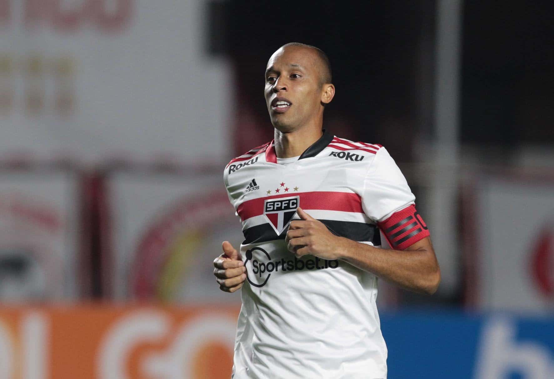São Paulo tropeça mais uma vez no Campeonato Brasileiro e Miranda sai da zona de conforto outra vez