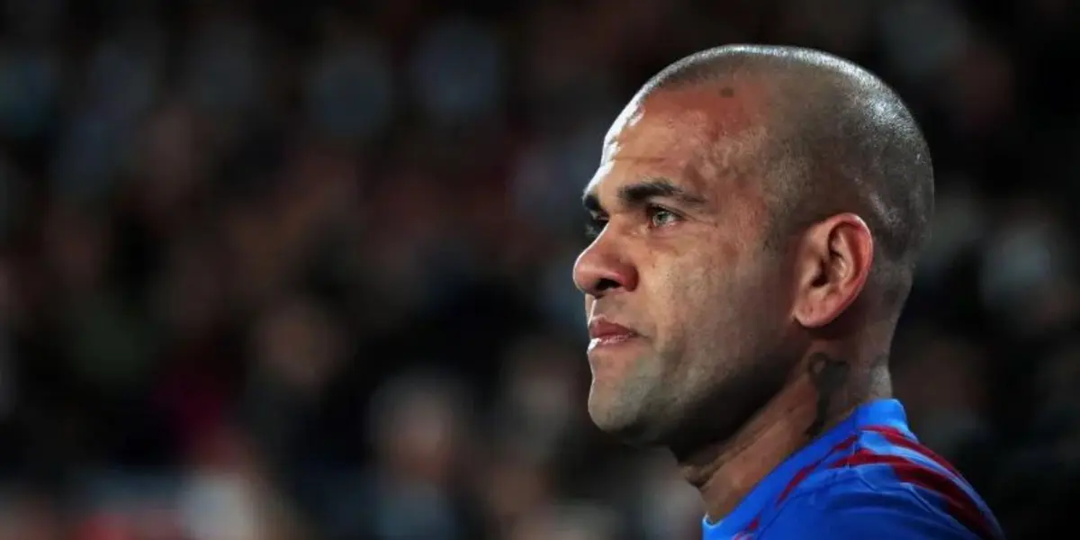 Surpreendente, Daniel Alves teve seu futuro decidido na justiça espanhola, até o momento