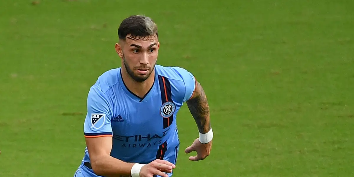 Taty Castellanos levou torcida palmeirense ao delírio com "tweet" misterioso