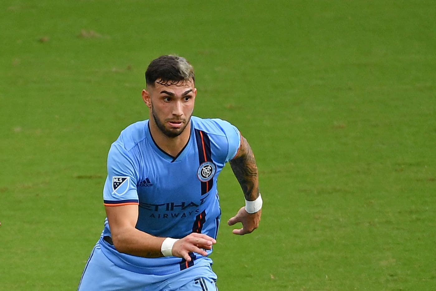 Taty Castellanos levou torcida palmeirense ao delírio com "tweet" misterioso