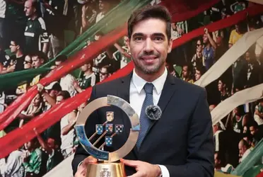 Técnico do Palmeiras recebe prêmior “Mérito da Liga Portugal”, em cerimônia que ocorreu nesta quinta-feira (7)