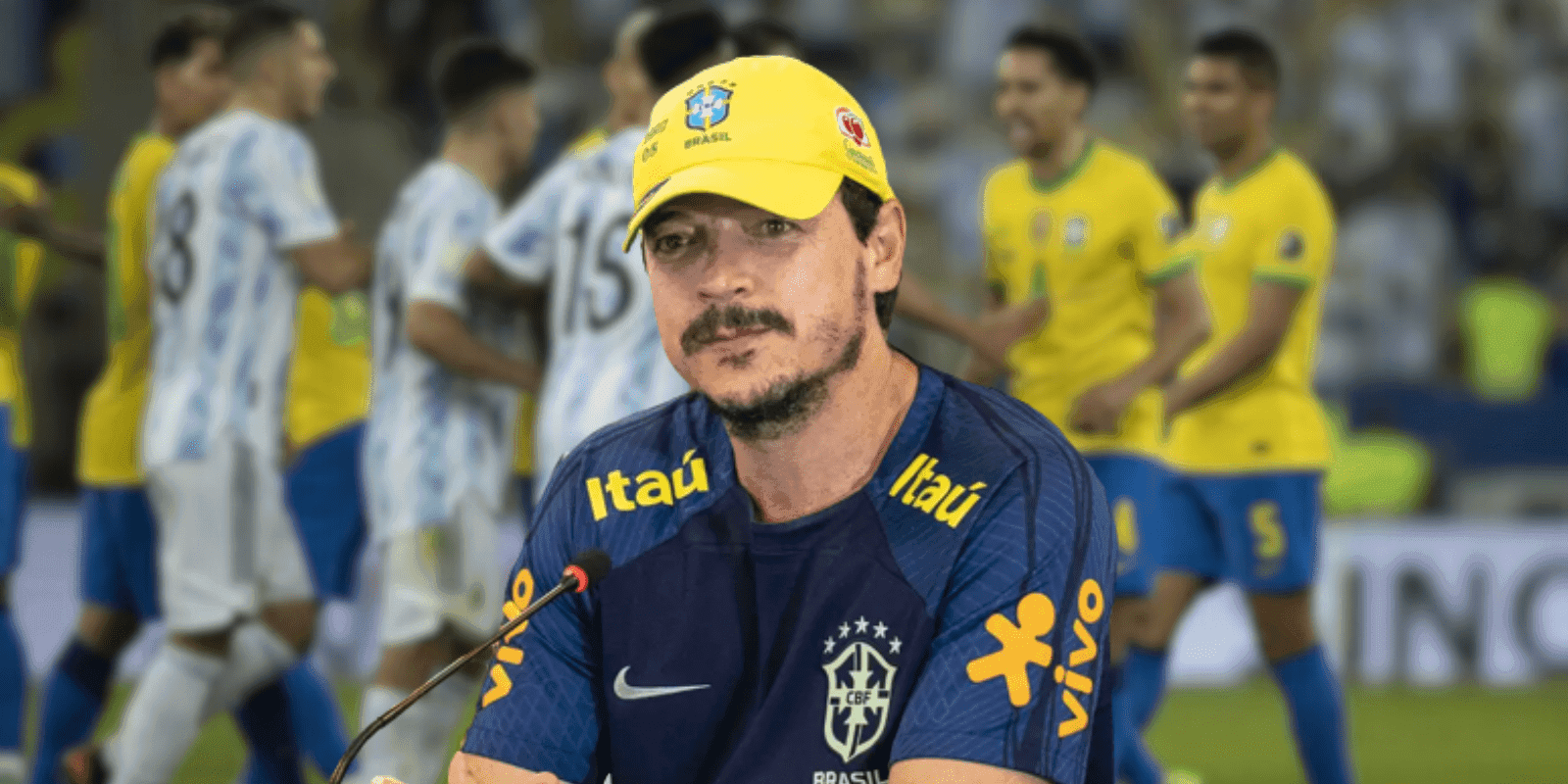 Técnico Fernando Diniz está treinando um time diferente