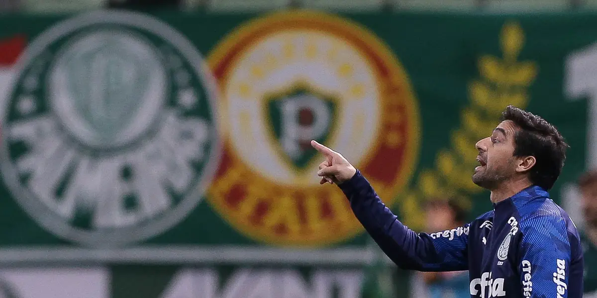 Técnico ficou bem emocionado ao completar um ano no Verdão